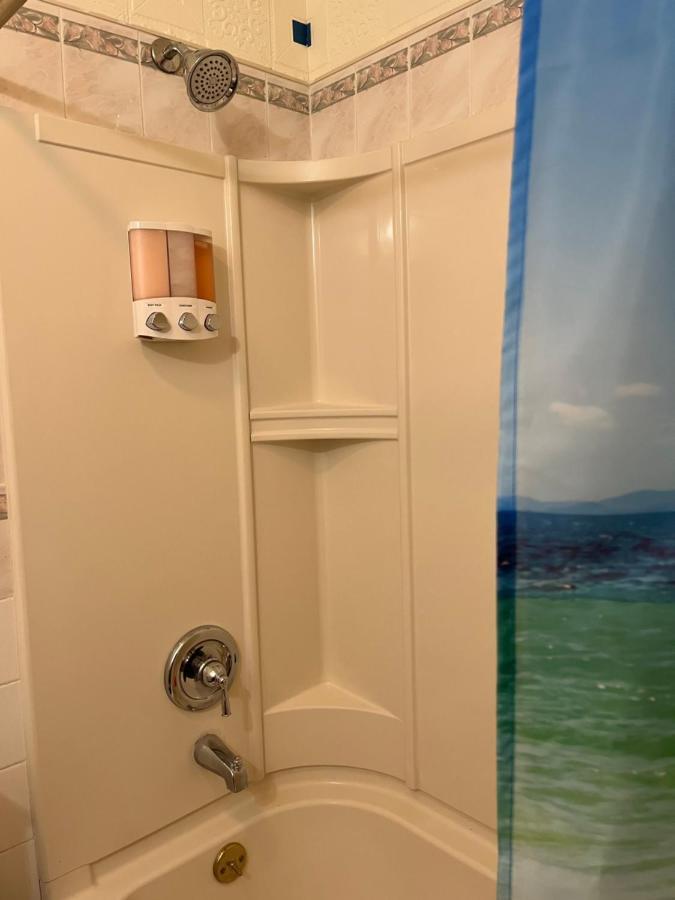 Lovely Three Bedroom Apartment Near Jersey City And Newyork Linden Exterior photo